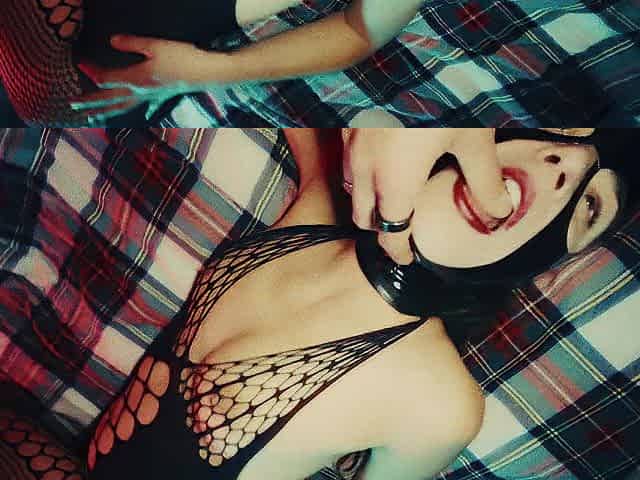 POV consummate butt wife in bodysuit playing with toys and screw machine making her hairless snatch cream