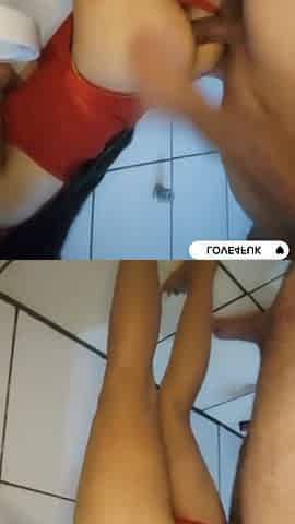 This babe started liking anal and does it by herself
