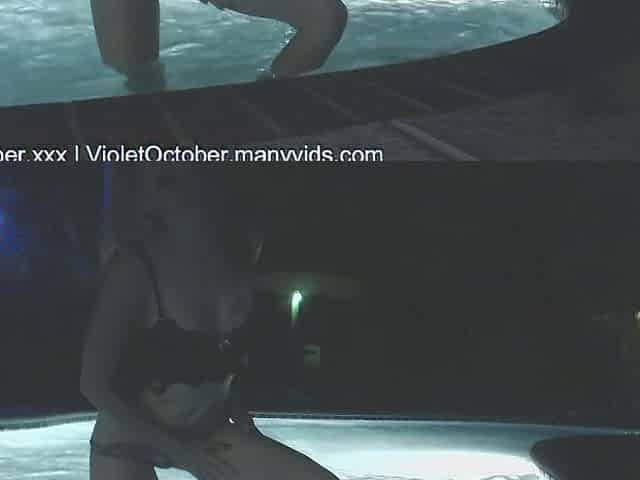 don't get caught - fingering my twat in public pool at night no audio
