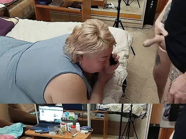 Stepmom Ignores My Stroke and I Cum on Her Head