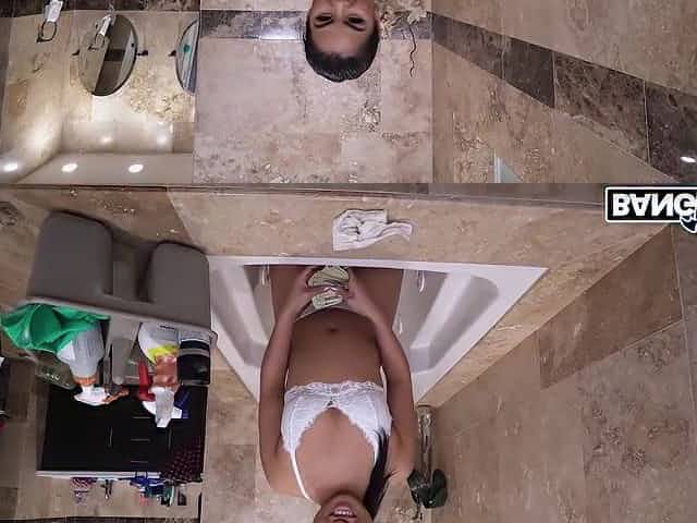 Vietnamese cleaning girl Cindy Starfall gives a blowjob and gets laid for cash