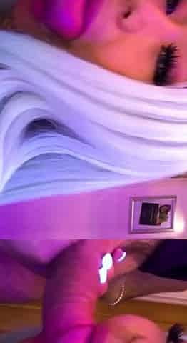 Sucking dick in the sunbed room