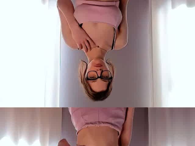 Amateur Webcam Teen Flashes Masturbates