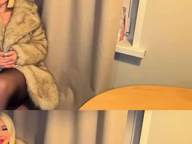 My friend's juicy mom met me in a fur coat and baited me
