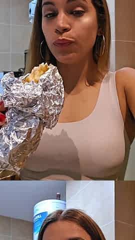 Amateur Couple Eating While Live Streaming
