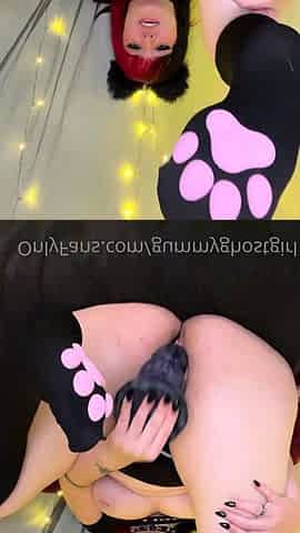 Amateur brunette ariana marie solo toying