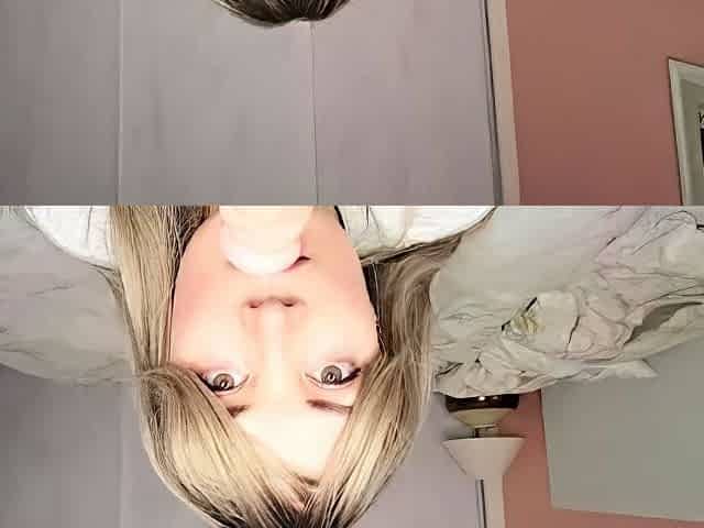 Blondes bury fingers and toys deep
