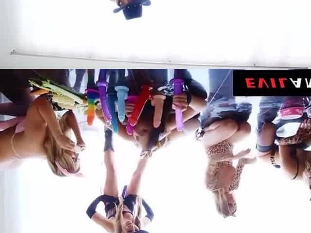 Wild & Hardcore Lesbian Anal Orgy