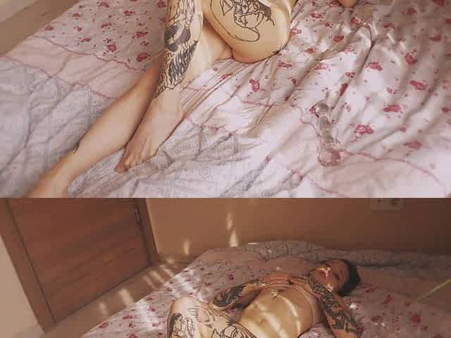 Teen Petite Girl Masturbates in Her Room