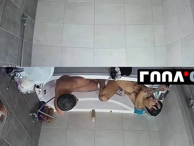 Luuv. Real Female Orgasm And Fucking In The Bathroom