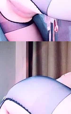 Red hair masturbates tight pussy with toys on webcam