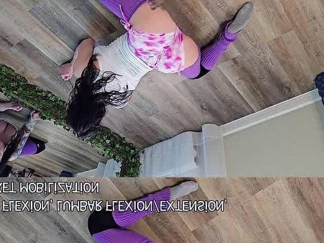 Twerk Yoga