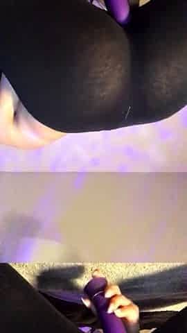 Sexy hottie Anetta Keys enjoys a solo toy masturbation