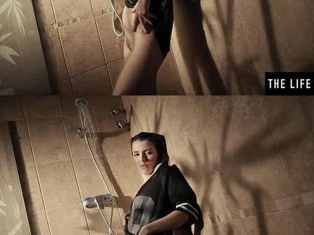 See cute hotty get juicy as that babe rubs her cunt in the shower
