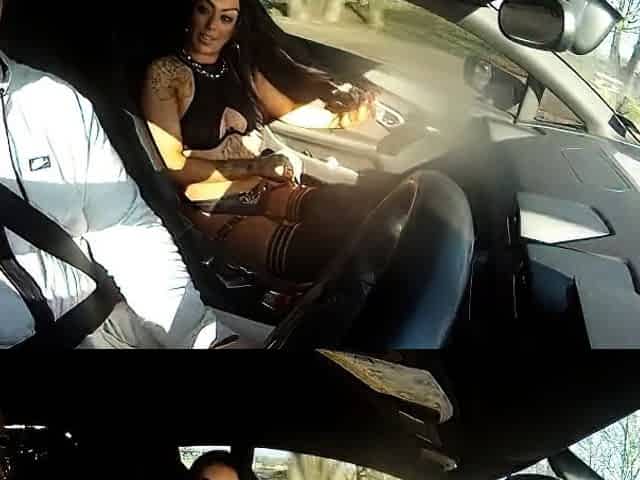 Amateur brunette slut hardcore pounding outdoors