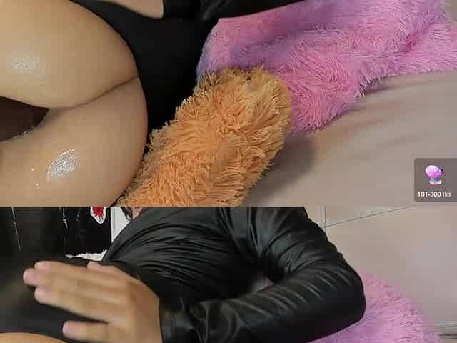 Dildo in the Pussy and Anus