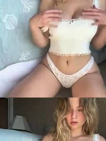 Big boob brunette masturbates on webcam
