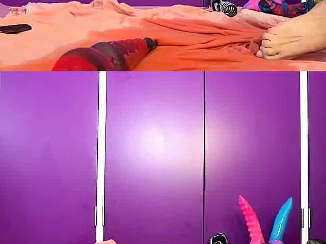 Sexy hottie Anetta Keys enjoys a solo toy masturbation