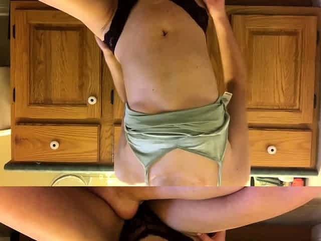 Amateur young teen solo masturbation on her livingroom