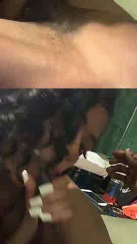 Dude walks in during the time that this babe's sucking cock