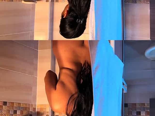 Sarah Black Latina Mif After Shower Sex
