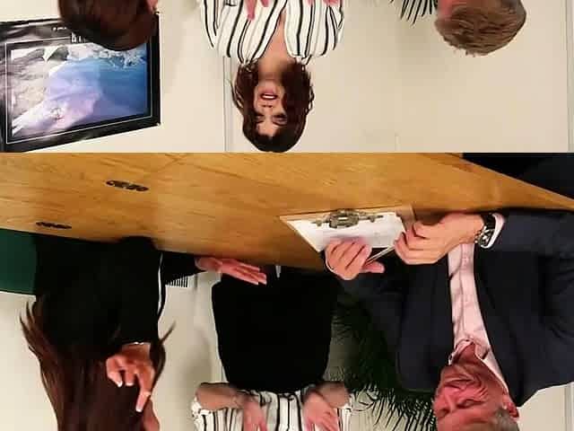 Horny office babes gives hard blowjob