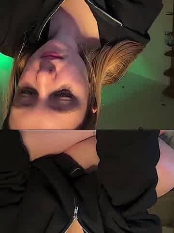 jucielussie's fingering sends cum crashing loud