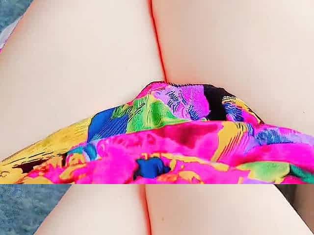 Mini costume, maximum tease