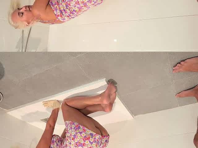 Neighbour Satisfies Despairing Housewife By Filling Her Booty With Cum