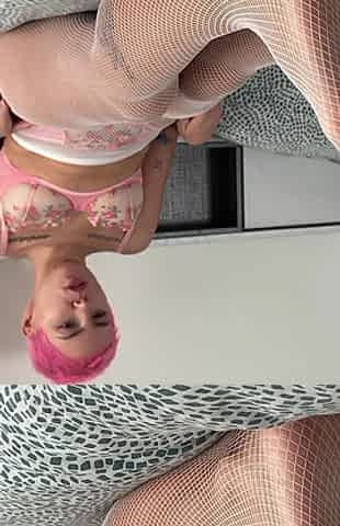 Hot Betsy Shows Her Legs, Puts on White Tights and Plays with Her Toes