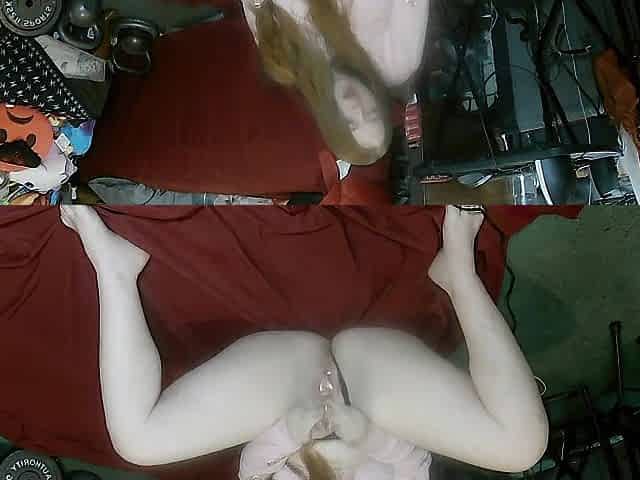 I Love It When U See Me! ( Pale Natural Redhead Masturbates to Climax )