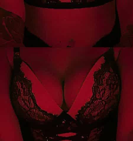 Large Breasts ????????