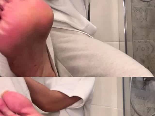 JESSYFEETPARIS - My Oily Soles On Your Face