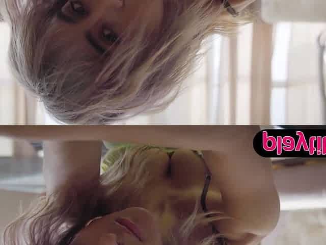 Petite Spic beauty exposes bazongas