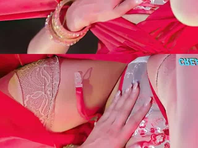 Curvy Aaliyah Yasin Shoves Shlong Inside Her Lewd Snatch