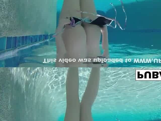 Samantha Rone In Underwater Pool Masturbation Session