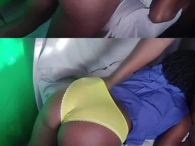 Black mother I'd like to fuck squirts twice on the sofa (Trailer)