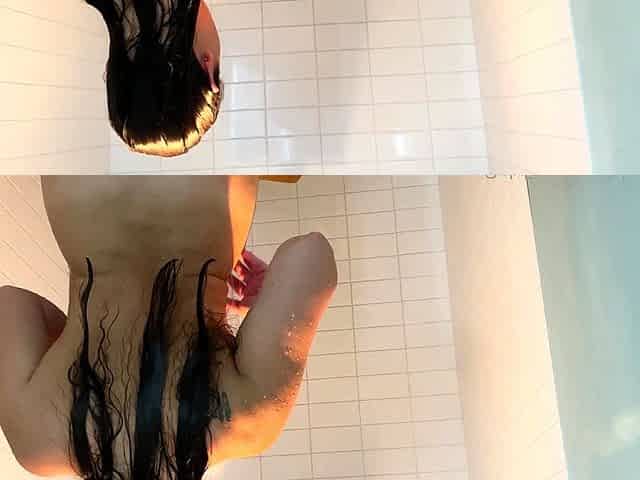 Amateur hottie solo masturbation