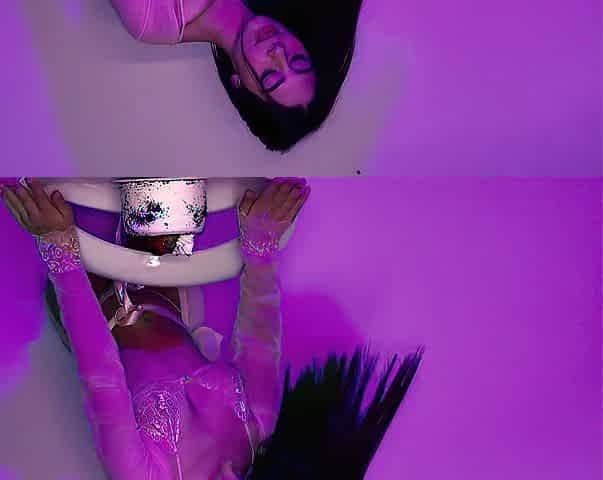 DESTROYING A CAKE WITH MY BOOTY