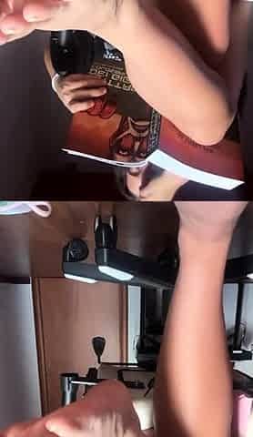 Amateur Foot Fetish Girlfriend Sucks and gives a Footjob
