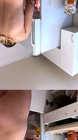 Tattooed brunette webcam solo