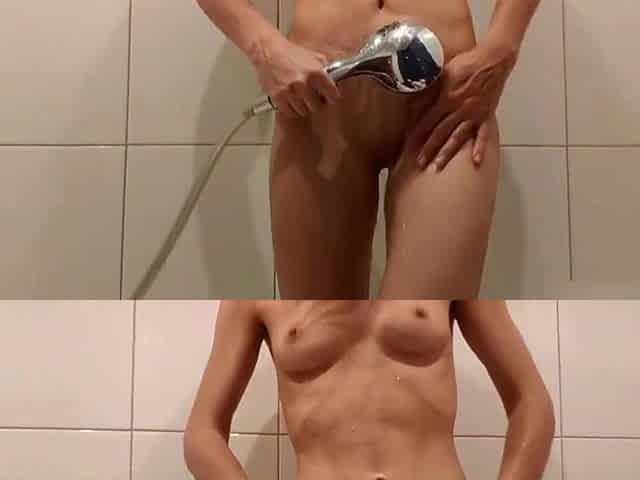Doxy Sweetheart Masturbates Stripped in Hawt Shower