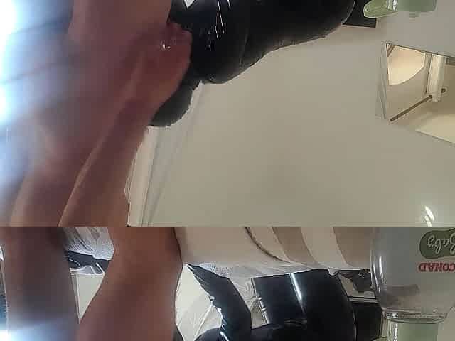 Large booty mother i'd like to fuck in 25 minutes banging and sucking on fuck-rubber catsuit and high heels