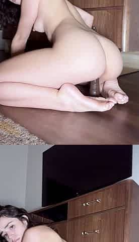 Small titted babe toys her pussy on webcam