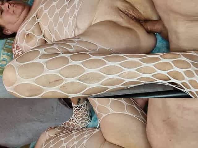Sexy babe gets sex