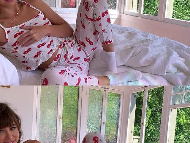 Close up teen pussy gaping action