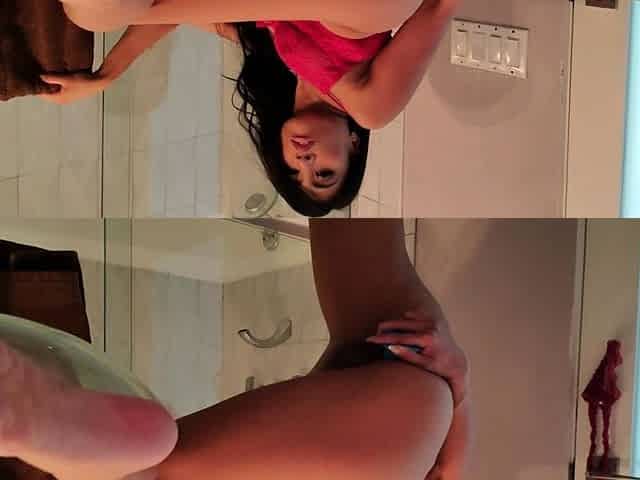 Big boob brunette masturbates on webcam