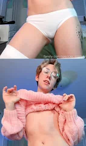 Amateur Webcam Cute Teen Plays Solo with Big Dildo