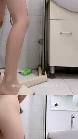 Small tit tan amateur gives a blowjob