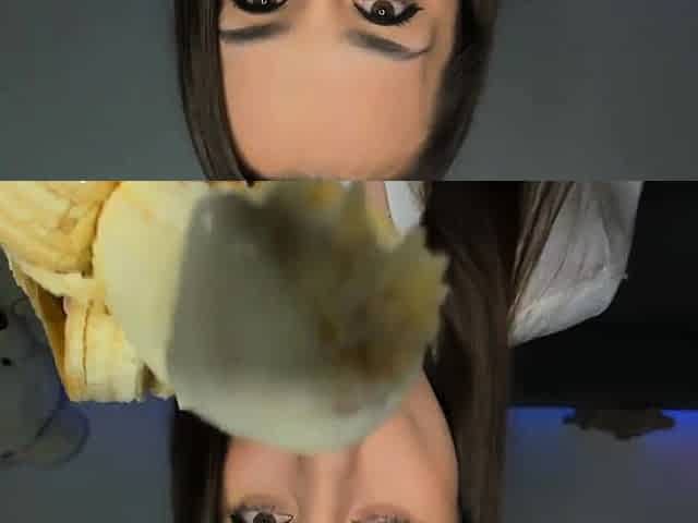 ASMR Eating Bananas ?